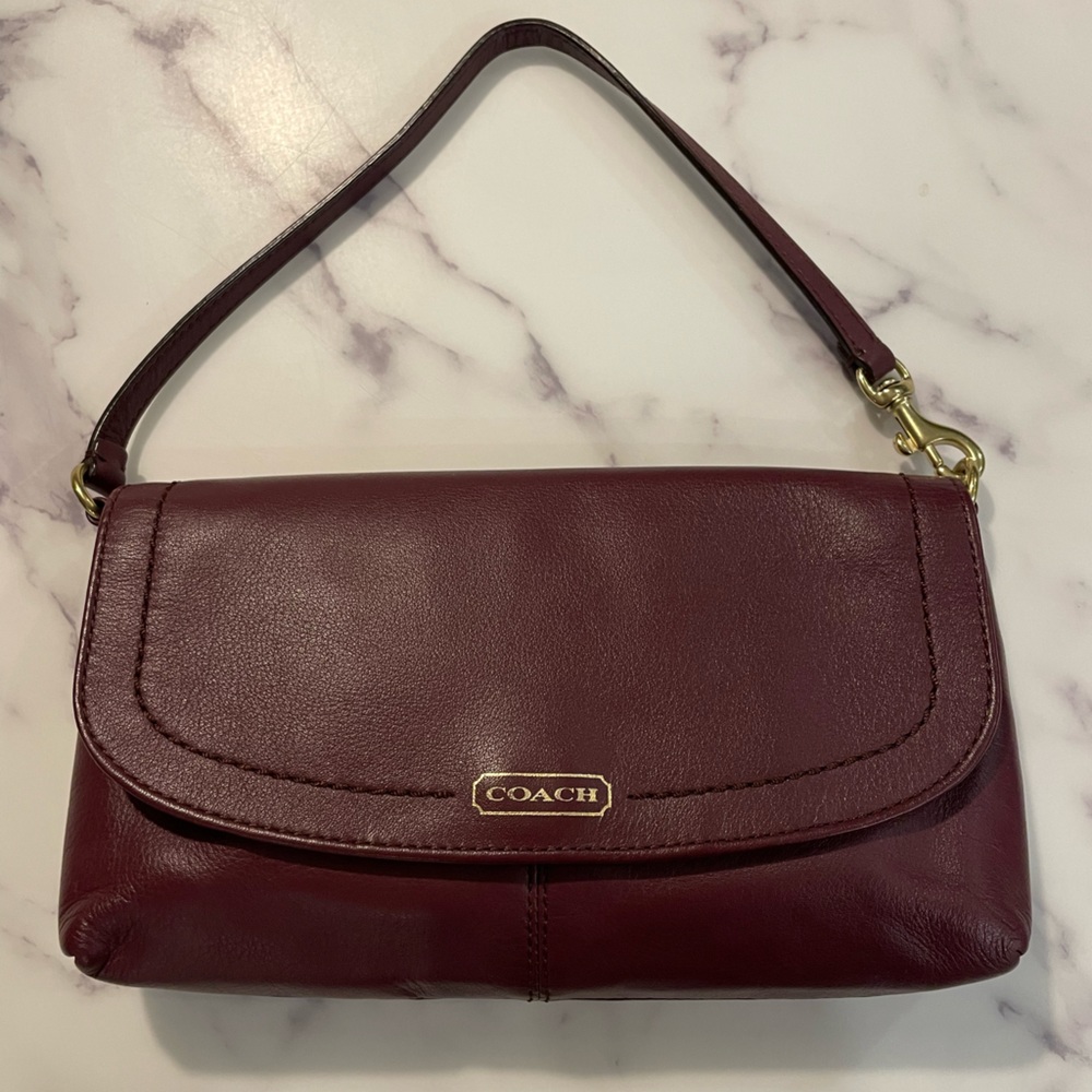 COACH purse/wristlet